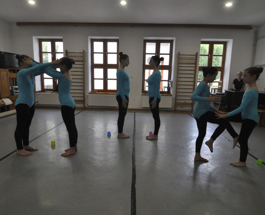 Cup_song_Kocsi_u_állás_2_1